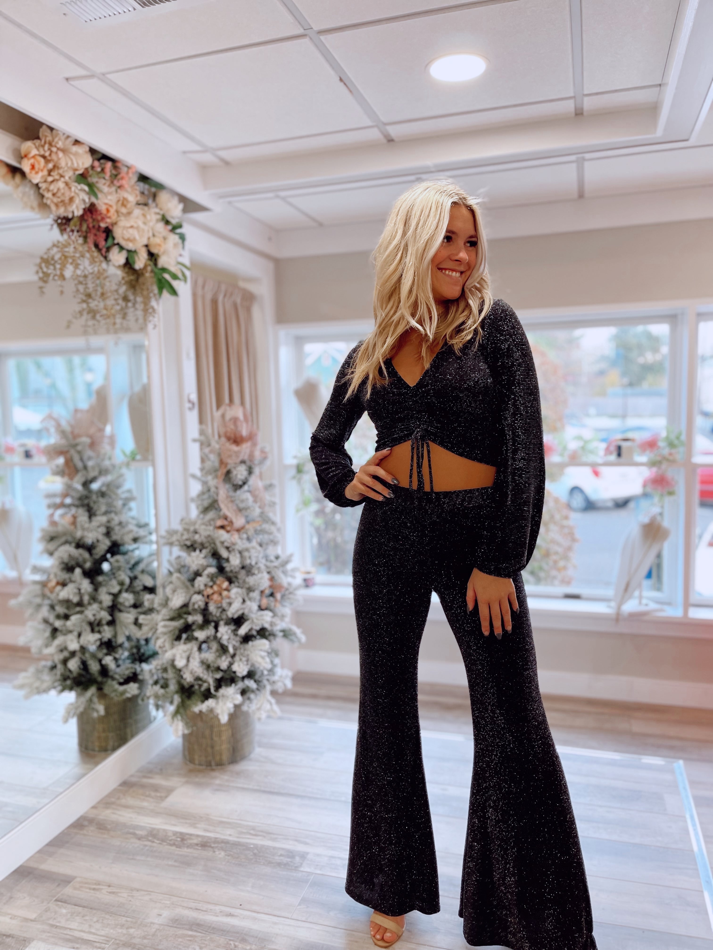 Midnight Kiss Crop Top Black