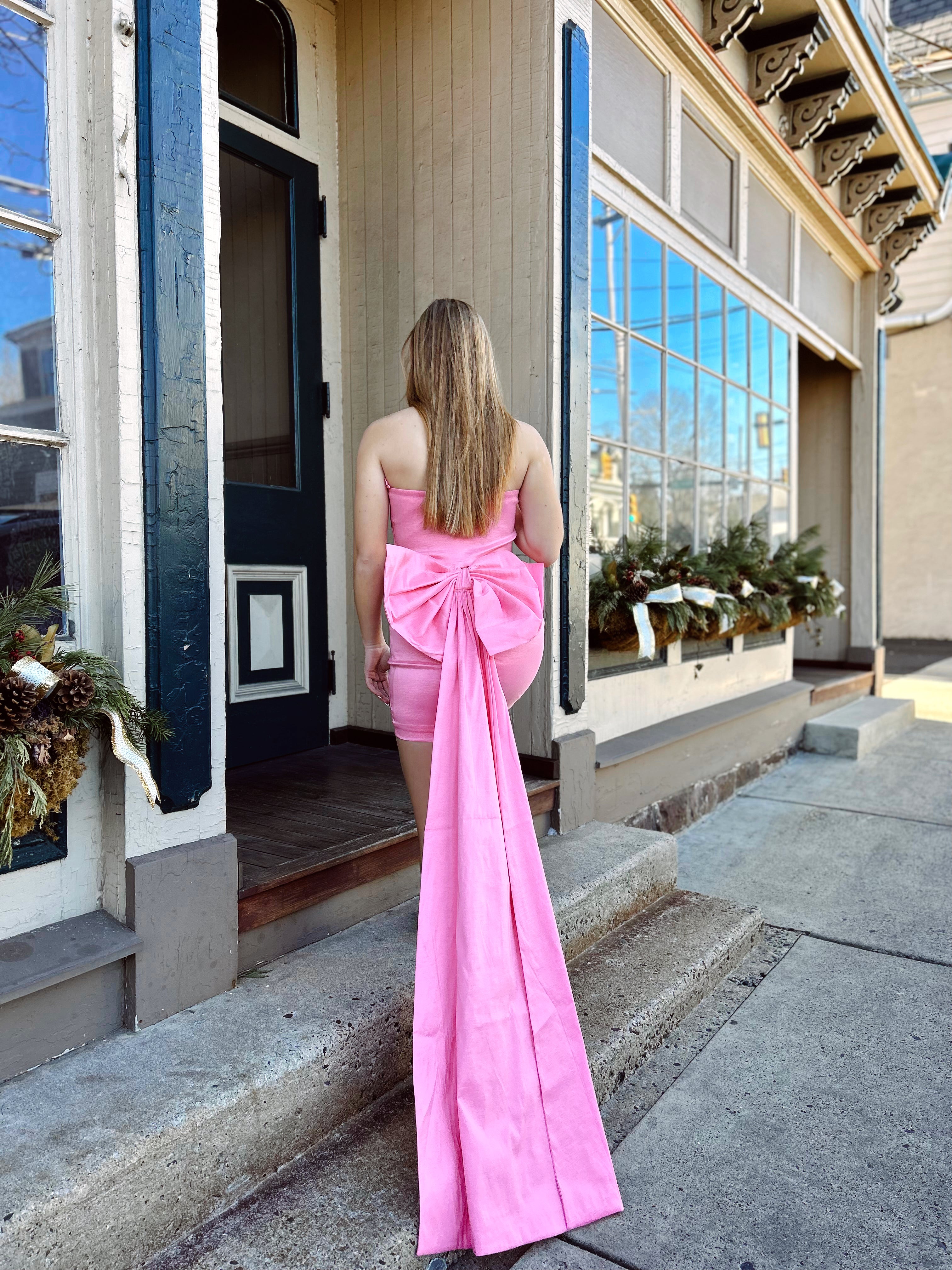 She is Love Mini Baby Pink